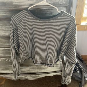 Cropped long sleeve